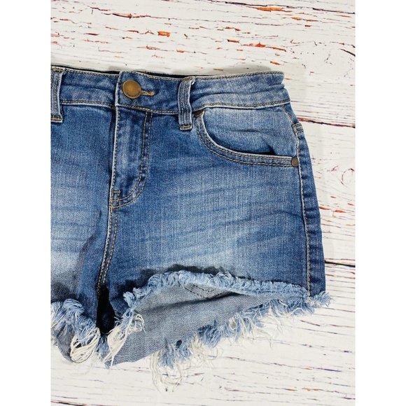 Tinseltown Jean Shorts Juniors Sz 3/4 Blue Cutoff Raw Hem Embroidered Red Flower - Picture 10 of 10